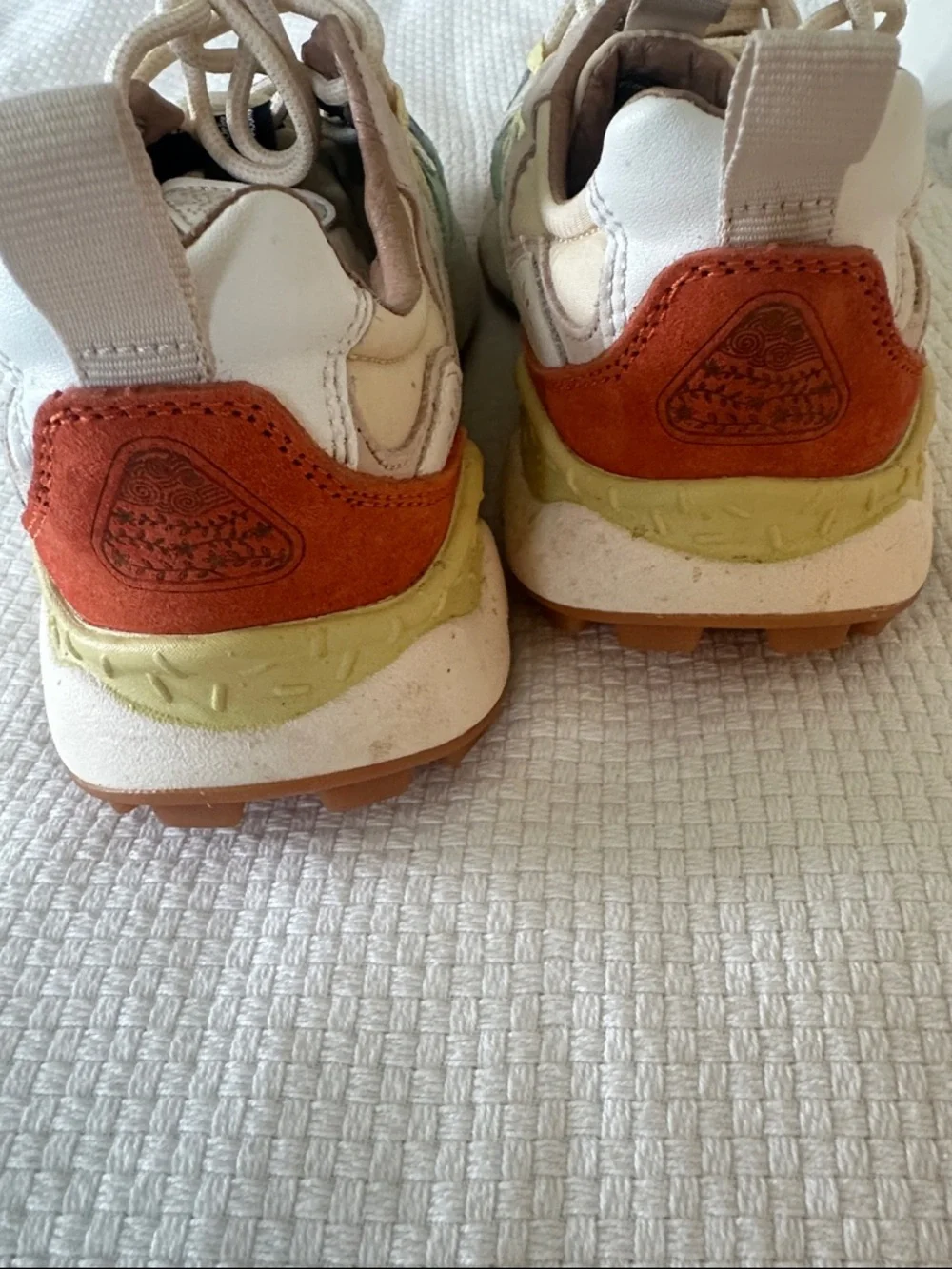 Women’s Flower Mountain Hiking Shoes - Picture 7 of 9